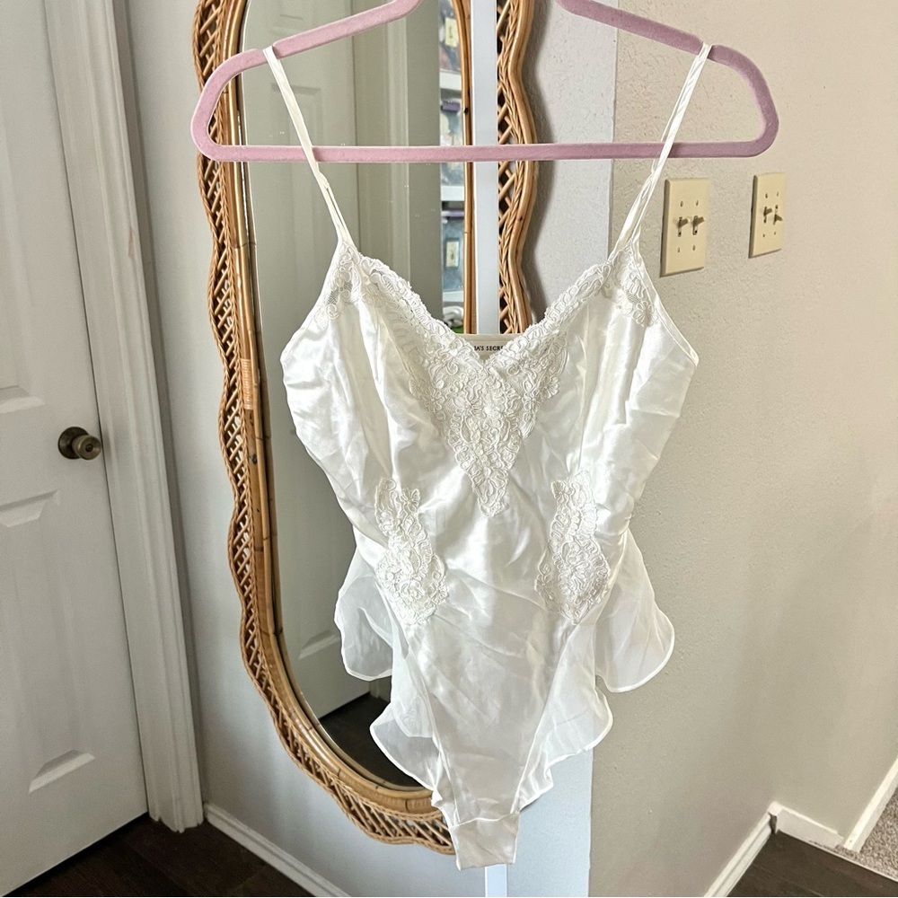 Victoria’s Secret / Vintage Embellished Teddy Lingerie Bodysuit Pearl